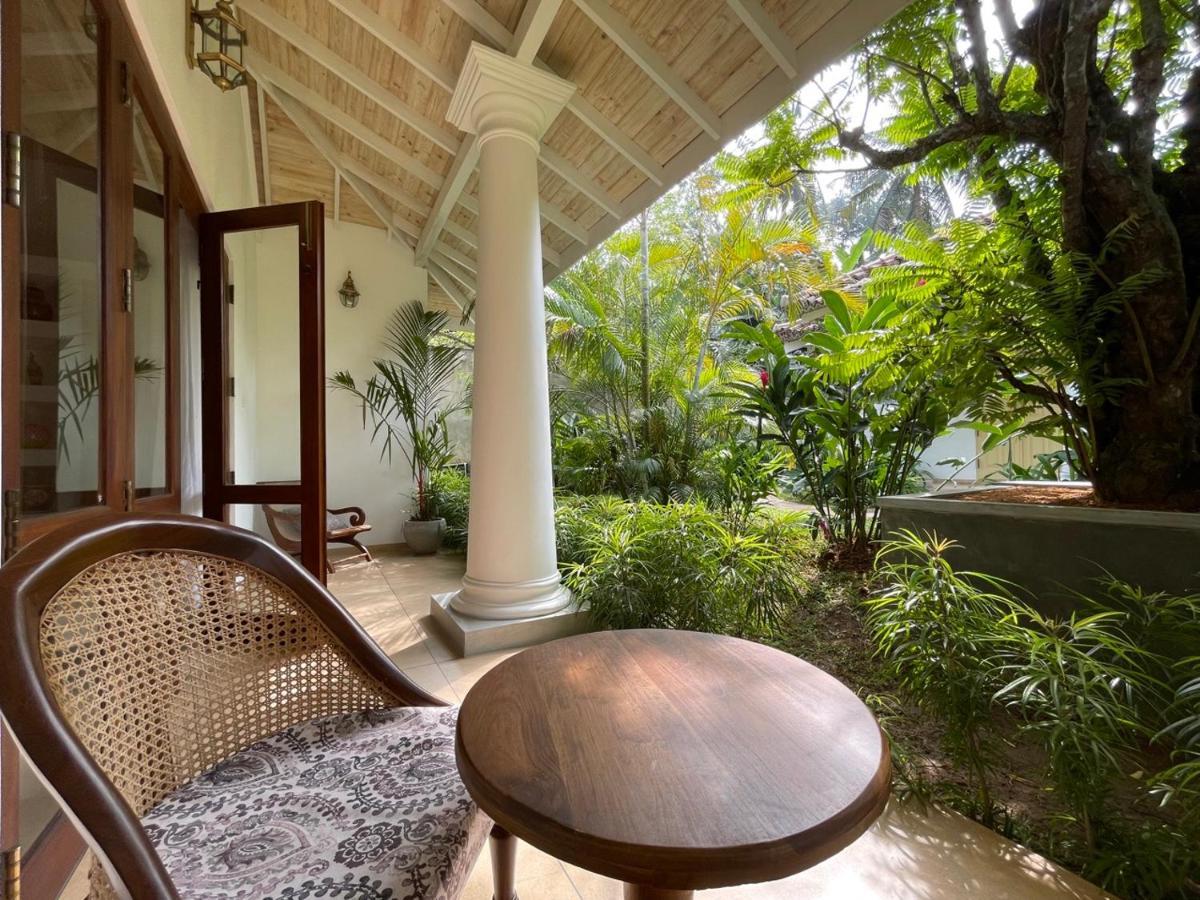Claire Villa By Younger Villas & Resorts Ahangama Exterior photo